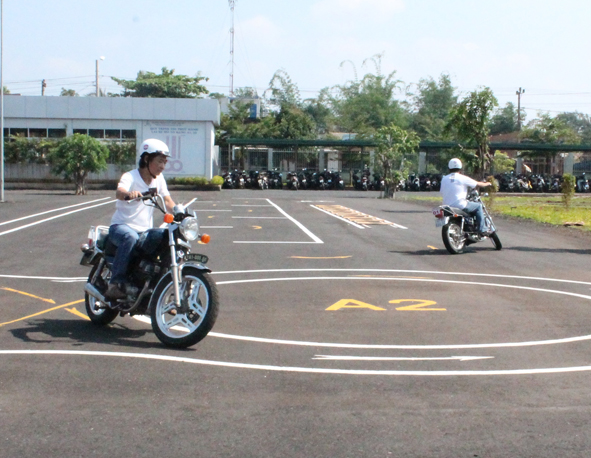 Thi Bằng Lái Xe Mô Tô A2 Quận 4